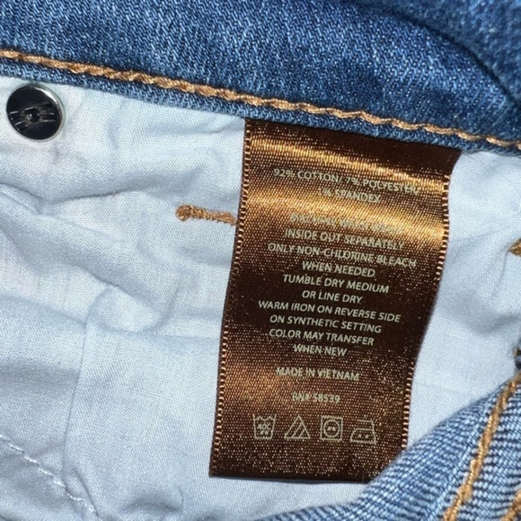 Kut from the Kloth Toothpick skinny jeans 6​ - Picture 6 of 14